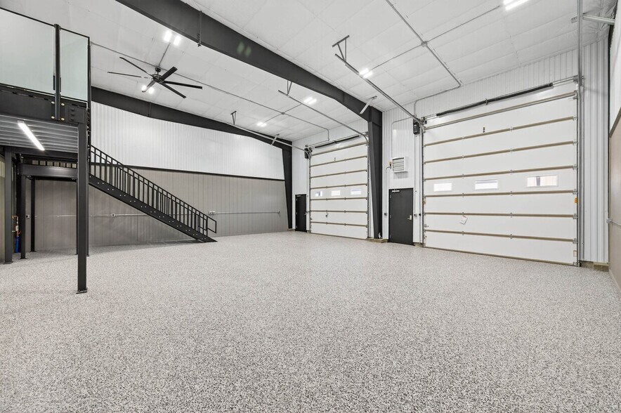 More Photos Of 663 Valerie Ave, Hudson Specialty For Sale