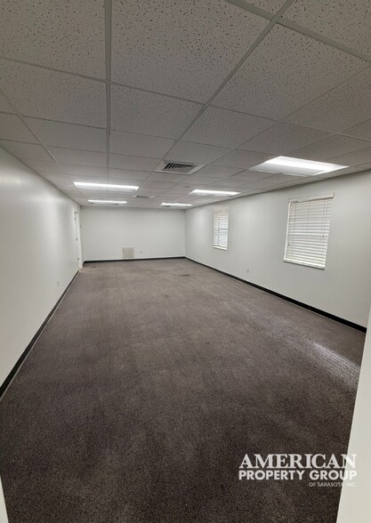 More Photos Of 410 4th Ave E, Bradenton Medical For Lease