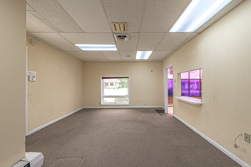 More Photos Of 2406 New Rd, Northfield Office For Sale