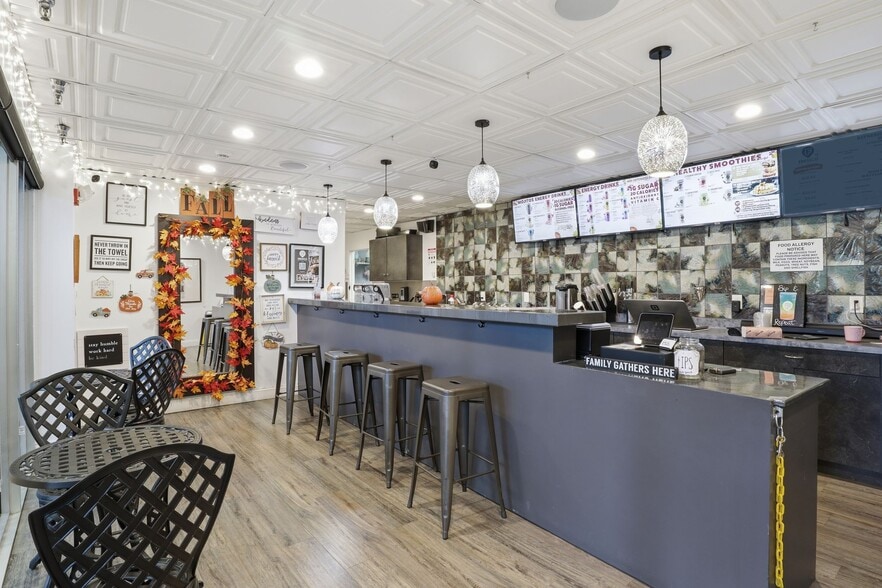 More Photos Of 2250-2300 W Ridge Rd, Greece Medical For Lease