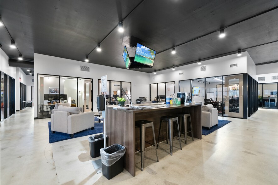 More Photos Of 301 Gregson Dr, Cary Research And Development For Sale