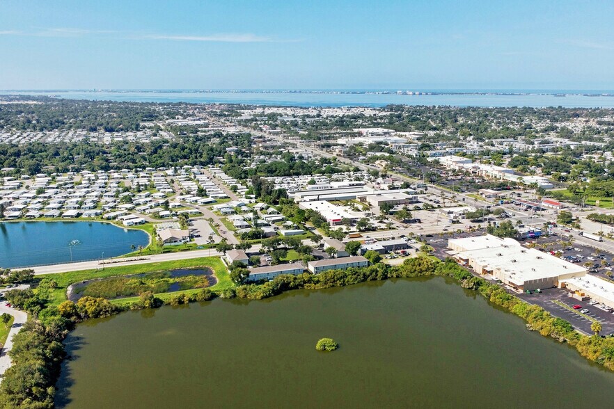 More Photos Of 1007 W 57th Ave W, Bradenton Apartments For Sale