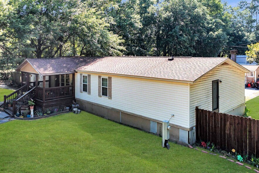 More Photos Of 317 Lankford St, Moncks Corner Manufactured Housing Mobile Home Park For Sale