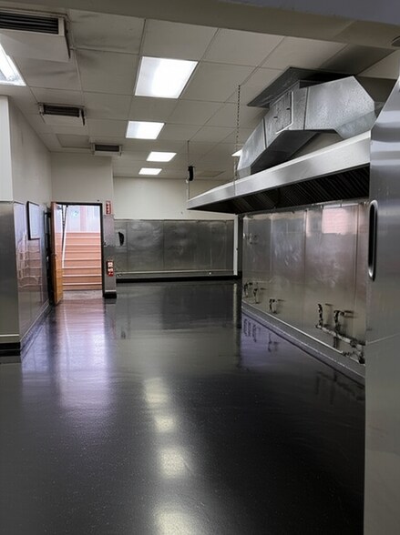 More Photos Of 921-925 Ofarrell St, San Francisco Restaurant For Lease
