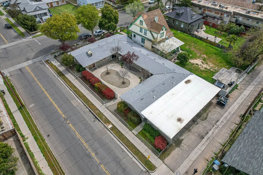 More Photos Of 289 N Calaveras St, Fresno Apartments For Sale