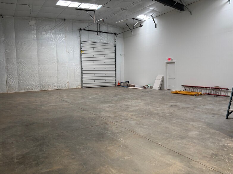 More Photos Of 3405 Wesley Chapel Stouts Rd, Monroe Warehouse For Lease