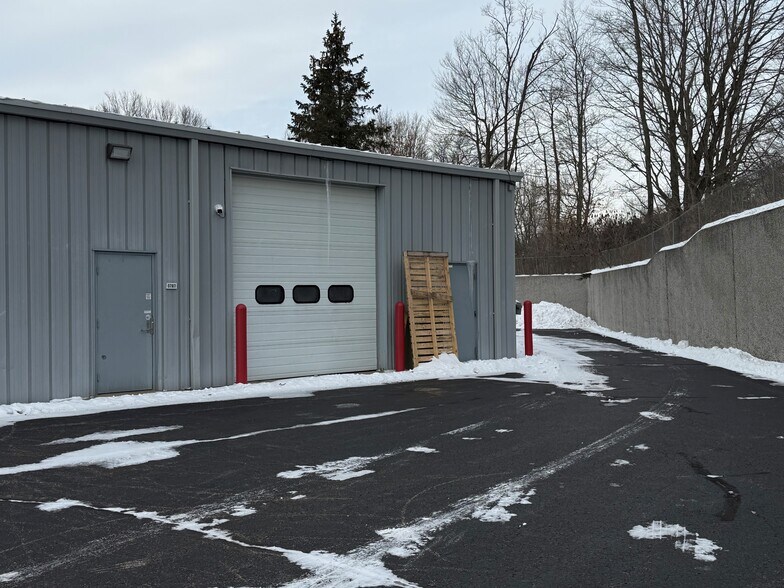 More Photos Of 3765-3773 Sky King Blvd, Kalamazoo Light Distribution For Lease