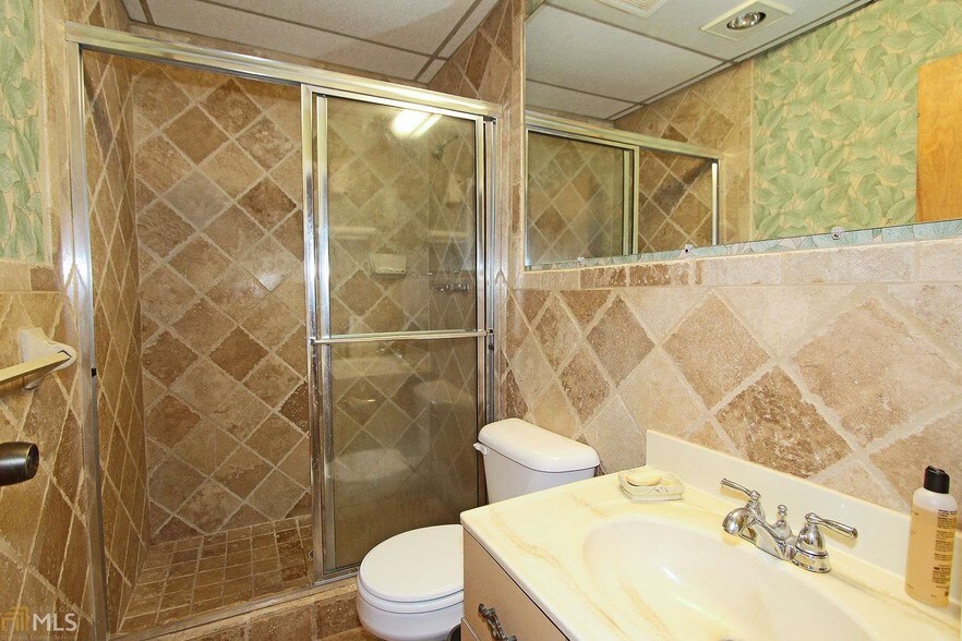 More Photos Of 2760 Pleasantwood Dr, Decatur Religious Facility For Lease