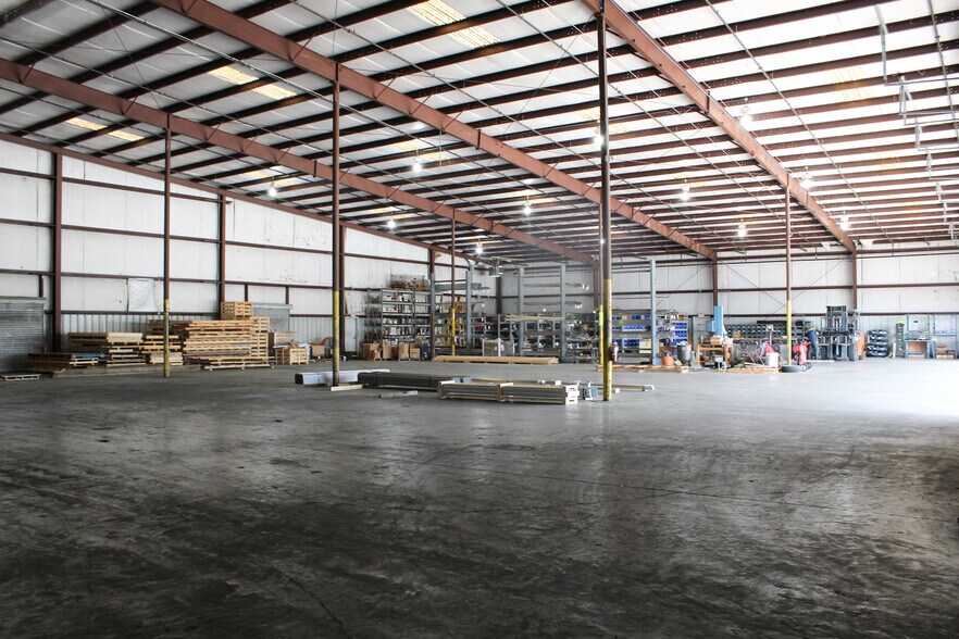 More Photos Of 8101 Fite Rd, Pearland Warehouse For Sale