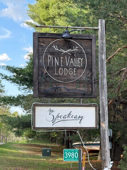 Primary Photo Of 3980 Lakeshore Dr, Rhinelander Lodge Meeting Hall For Sale
