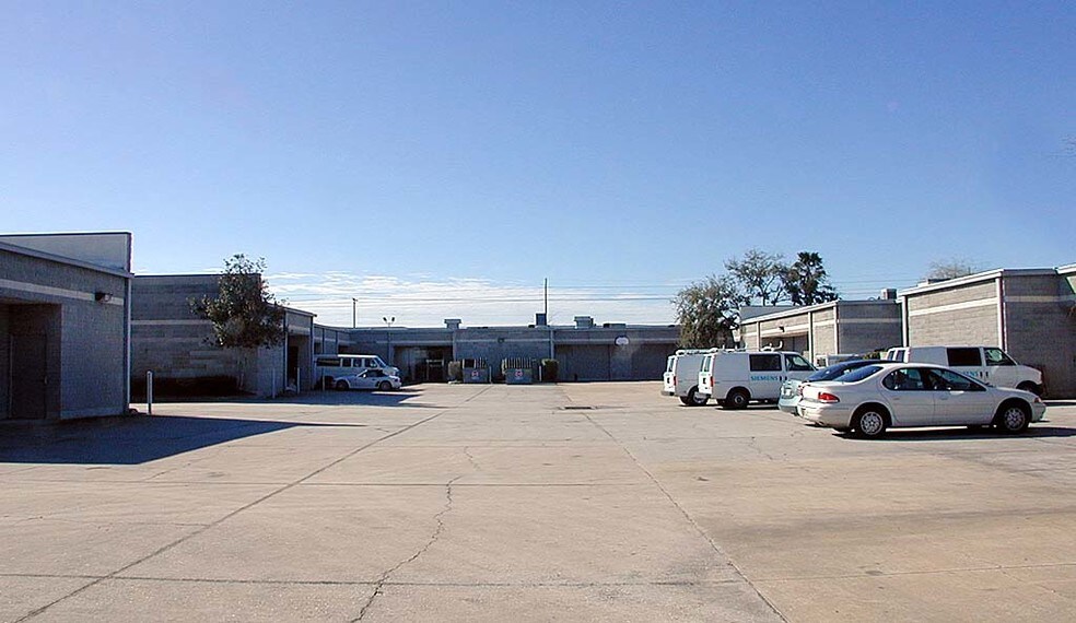 More Photos Of 8507 Benjamin Rd, Tampa Unknown For Lease