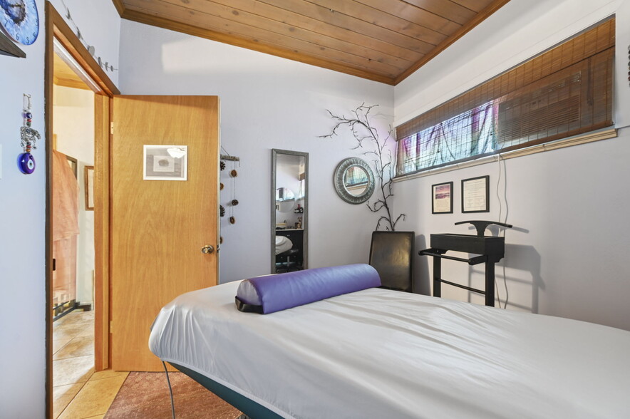 More Photos Of 2402 N Nevada Ave, Colorado Springs Freestanding For Sale