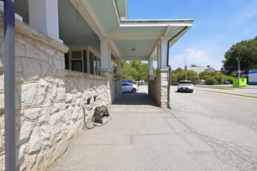 More Photos Of 1100 N Main St, High Point Office For Sale