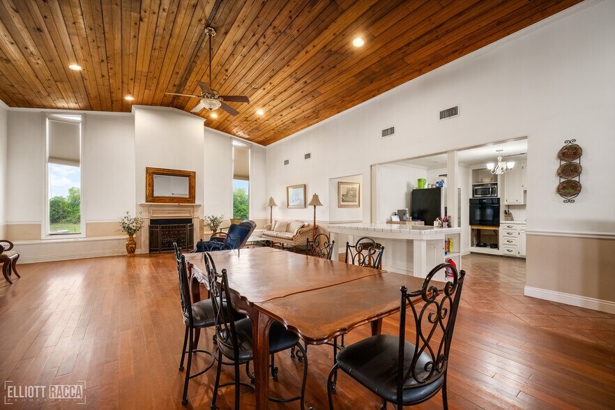 More Photos Of 1785 Old River Rd, Natchitoches Light Manufacturing For Sale