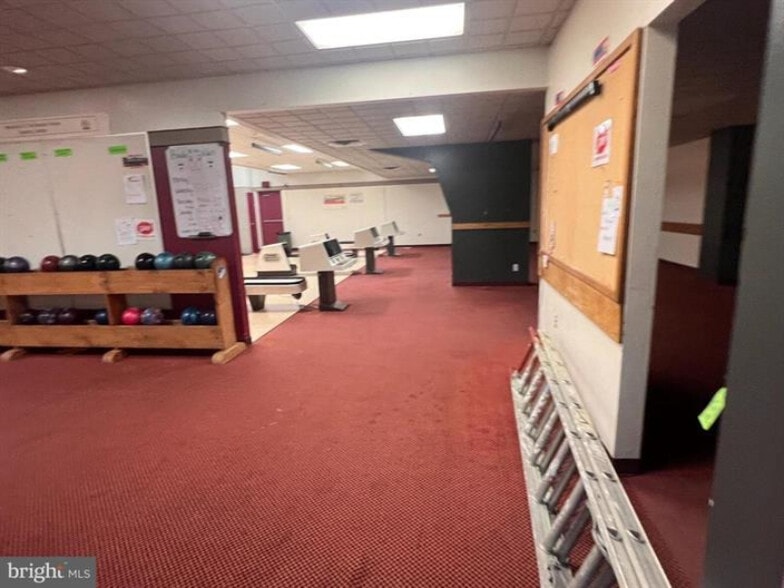 More Photos Of 80 Brady Ln, Lewistown Sports And Entertainment For Sale