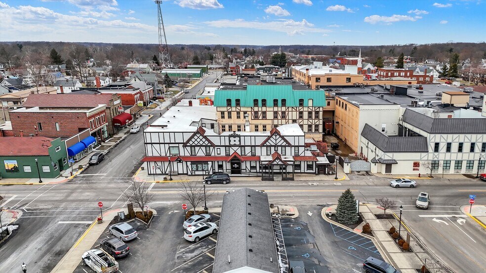 More Photos Of 35 S Main St, Batesville Warehouse For Sale