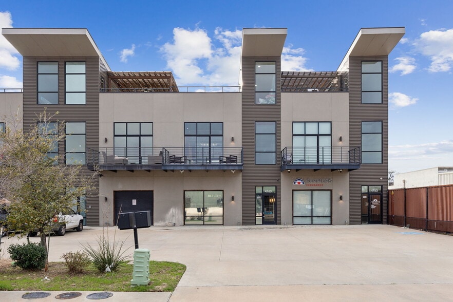 More Photos Of 4763 Algiers St, Dallas Loft Creative Space For Sale