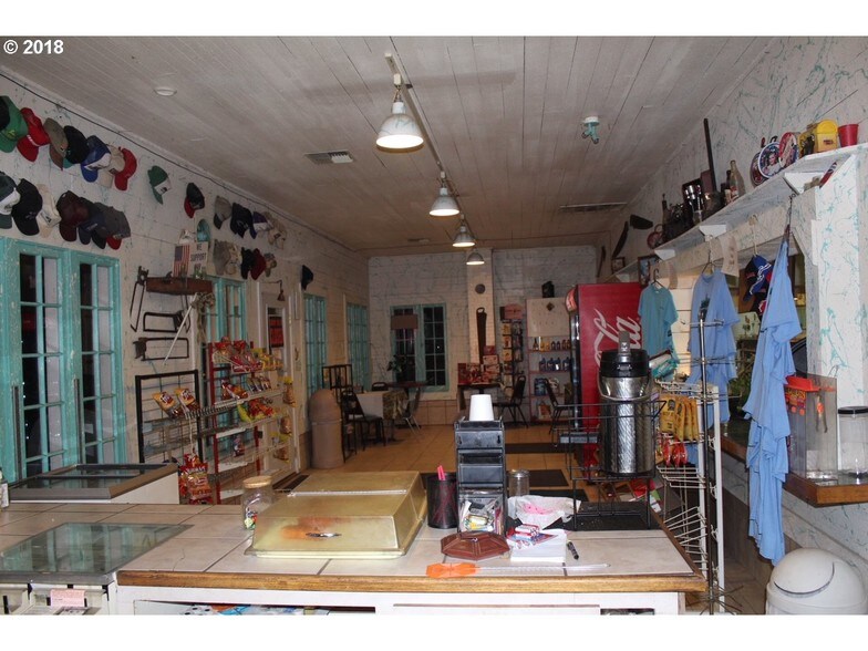 More Photos Of 1247 State Route 506, Vader Convenience Store For Sale