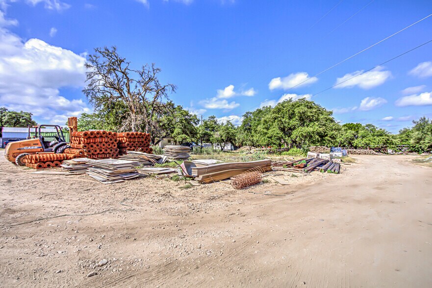 More Photos Of 12400 Trail Driver, Austin Land For Sale
