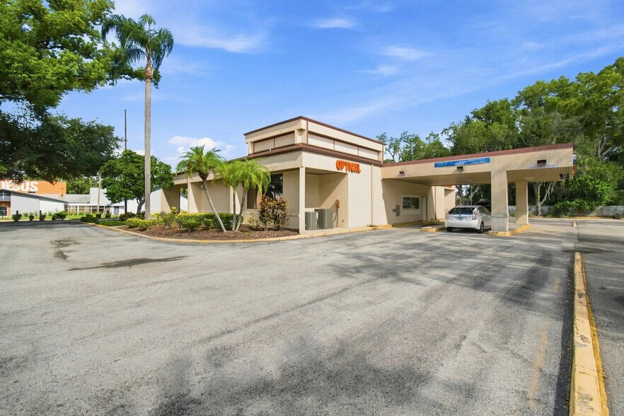 More Photos Of 107 Kingsway Rd, Brandon Medical For Sale