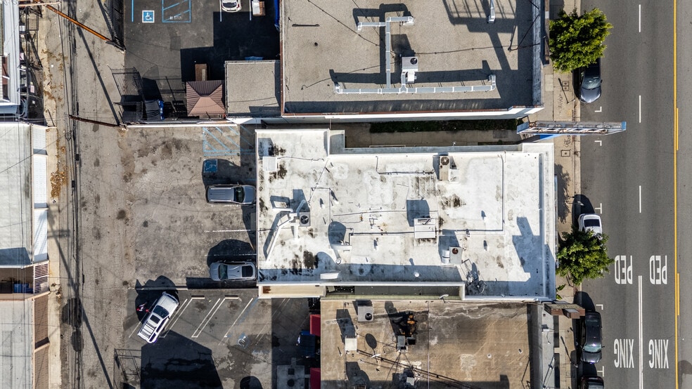 More Photos Of 115 N Fairfax Ave, Los Angeles Freestanding For Sale