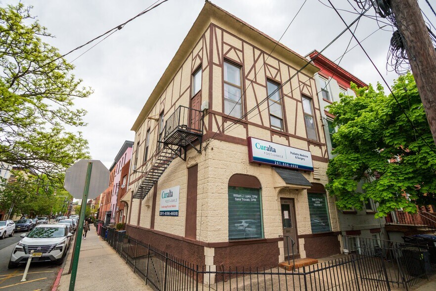 More Photos Of 500 Bloomfield St, Hoboken Storefront Retail Residential For Sale