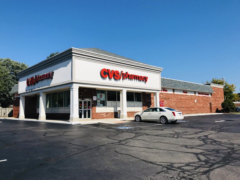 More Photos Of 235 E Cuyahoga Falls Ave, Akron Drugstore For Lease