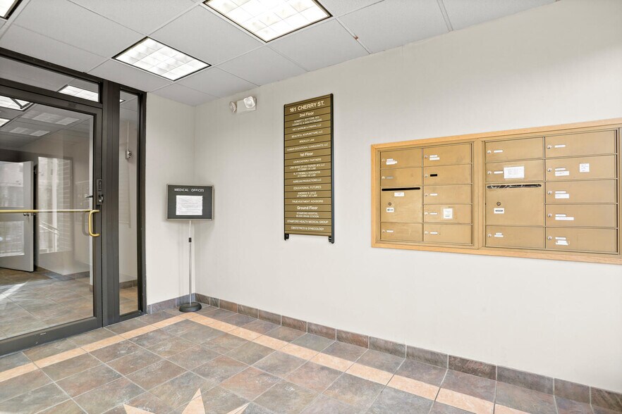 More Photos Of 161 Cherry St, New Canaan Office For Lease