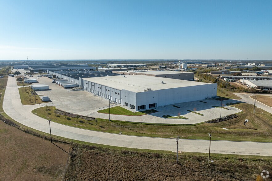 More Photos Of 5 Jamison Ct, Terrell Distribution For Lease