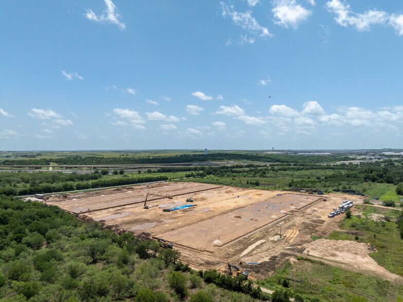 More Photos Of 13422 Old San Antonio Rd, Manchaca Unknown For Lease