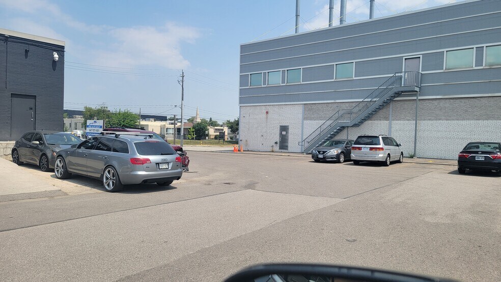 More Photos Of 73 Alness St, Toronto Light Distribution For Lease
