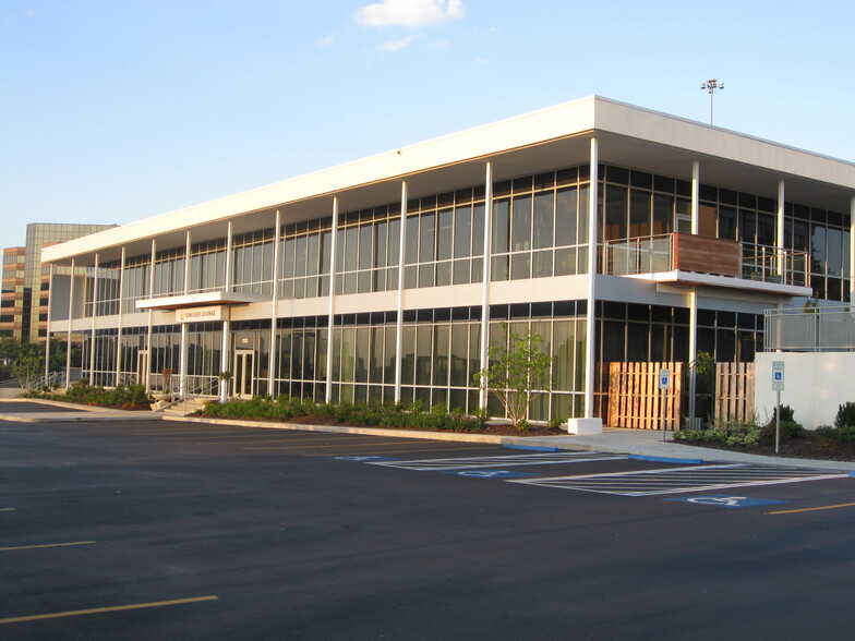 Primary Photo Of 7373 W 107th St, Overland Park Office For Lease