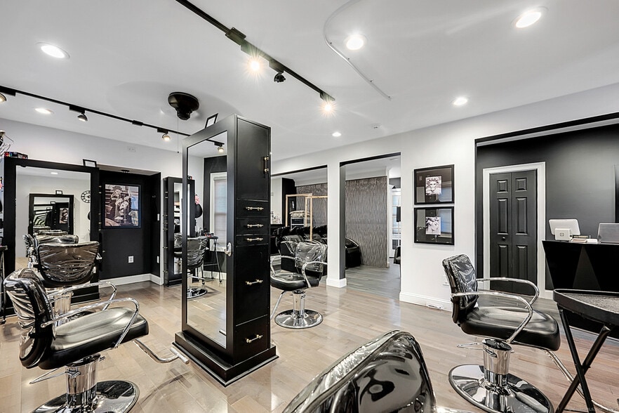 More Photos Of 85 Park Rd, West Hartford Storefront Retail Residential For Sale