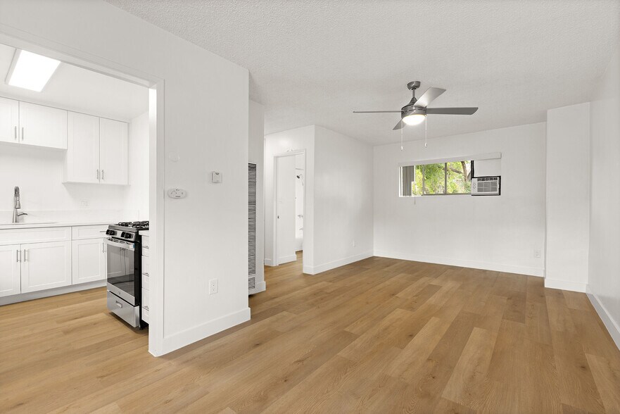 More Photos Of 310 S Anza St, El Cajon Apartments For Sale