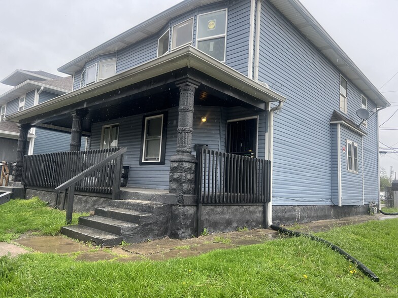 More Photos Of 19-21 Hendricks Pl, Indianapolis Specialty For Sale