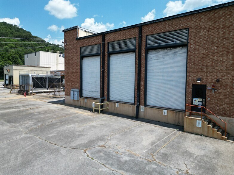 More Photos Of 7500 US 11 W, Rogersville Manufacturing For Sale