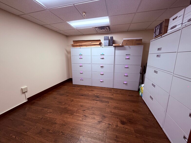 More Photos Of 750 Washington Rd, Mt Lebanon Apartments For Sale