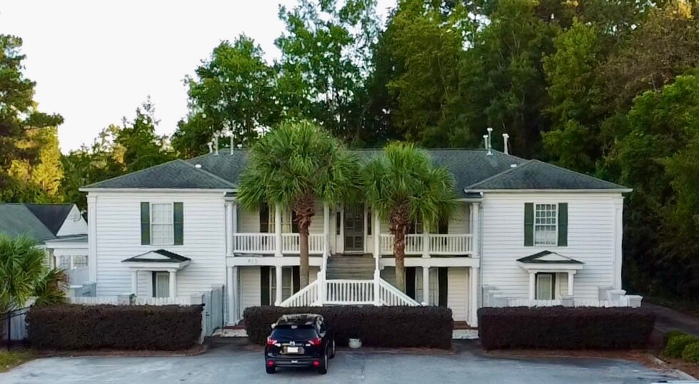 More Photos Of 913 Prestwood Dr, Hartsville Multifamily For Sale