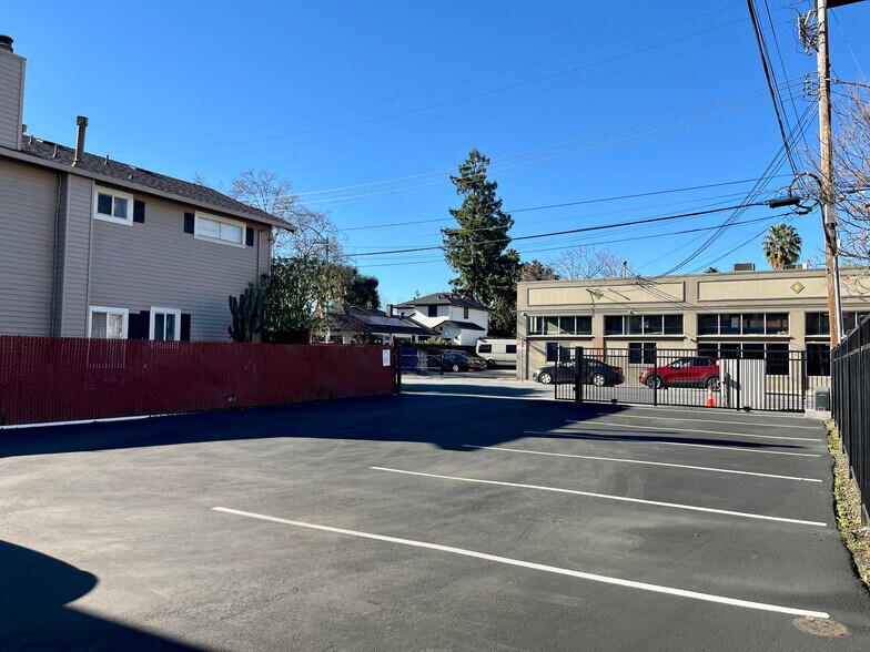 More Photos Of 830 The Alameda, San Jose Storefront For Lease