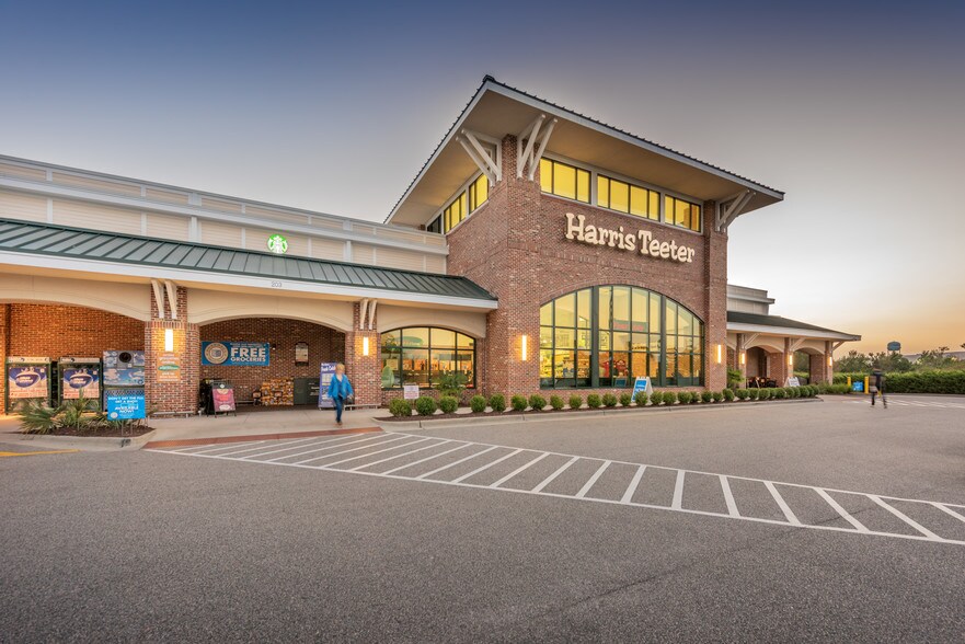 More Photos Of 201-203 Alston Blvd, Hampstead General Retail For Lease