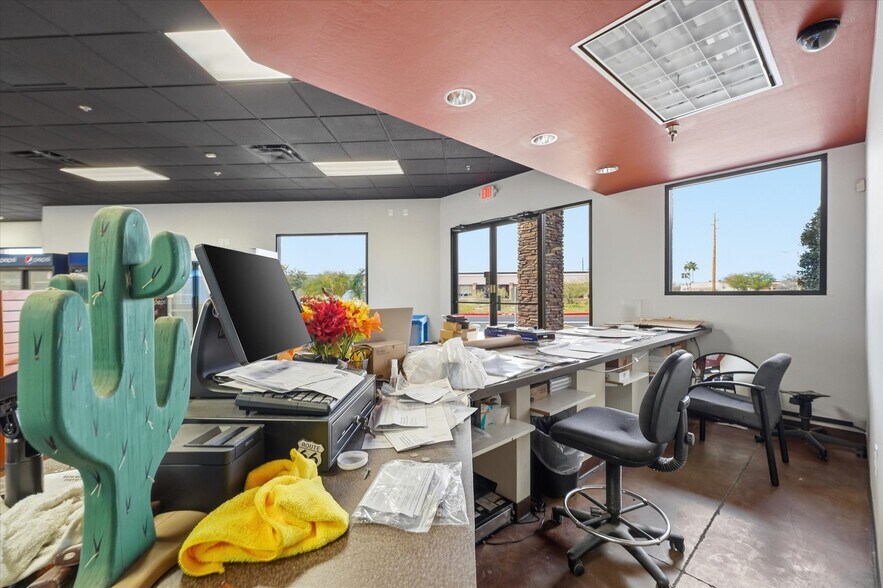 More Photos Of 615 W Ray Rd, Gilbert Carwash For Sale