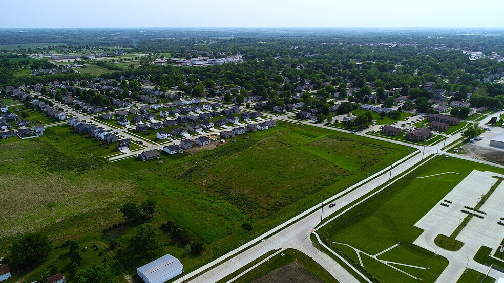 More Photos Of 01 Iowa Ave, Indianola Land For Sale