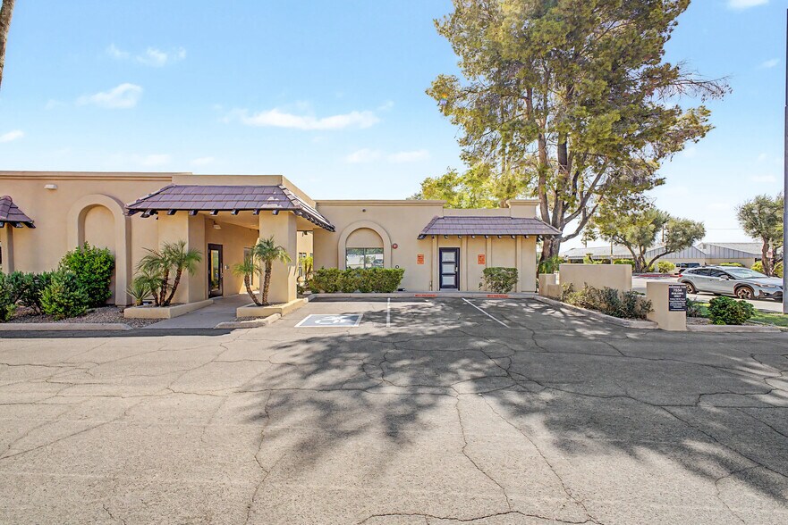 More Photos Of 7534 E 2nd St, Scottsdale Medical For Lease