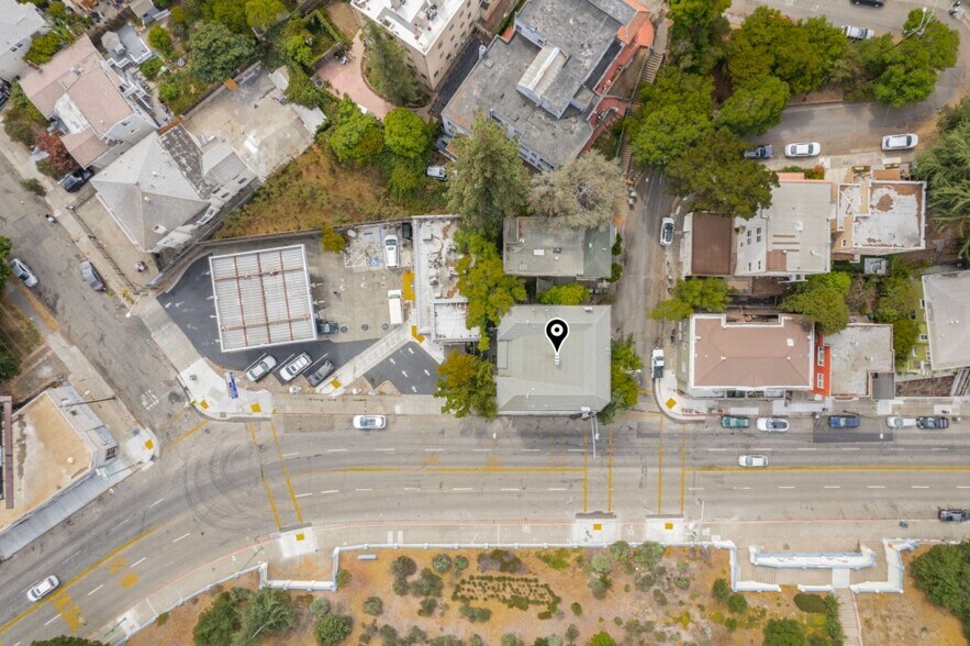 More Photos Of 1000 E 33rd St, Oakland Apartments For Sale