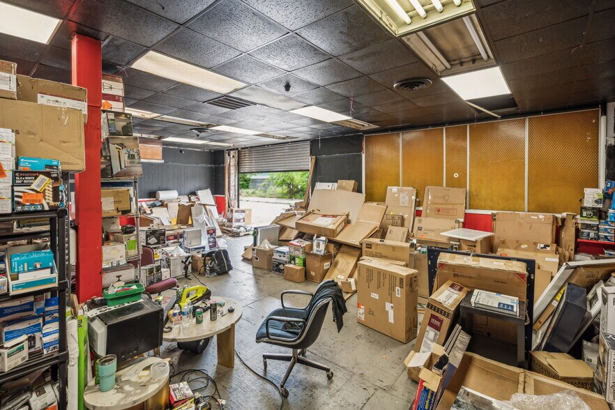 More Photos Of 2901 N 18th St, Philadelphia Warehouse For Sale