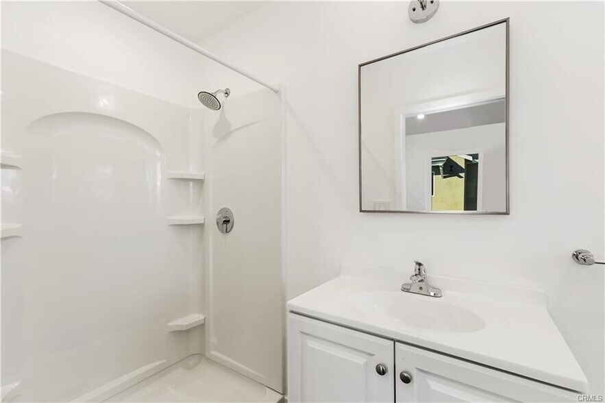 More Photos Of 552 N Cambridge St, Orange Multifamily For Sale