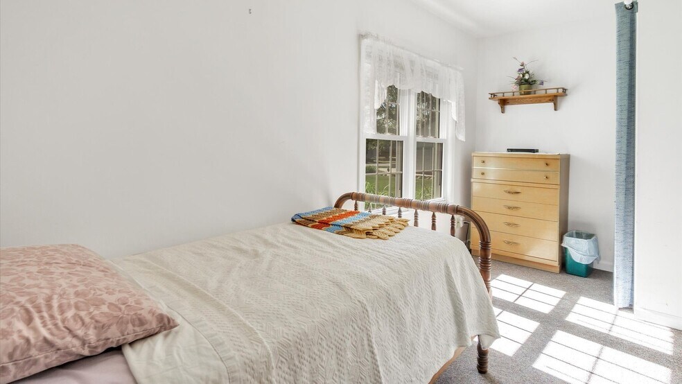 More Photos Of 121 S 5th St, Evansville Assisted Living For Sale