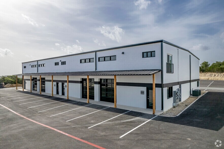 More Photos Of 529 SH 46 E, Boerne Warehouse For Sale