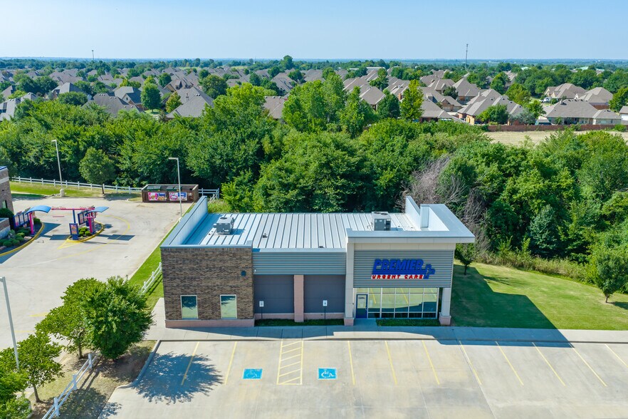 More Photos Of 2804 SW 134th St, Oklahoma City Medical For Sale