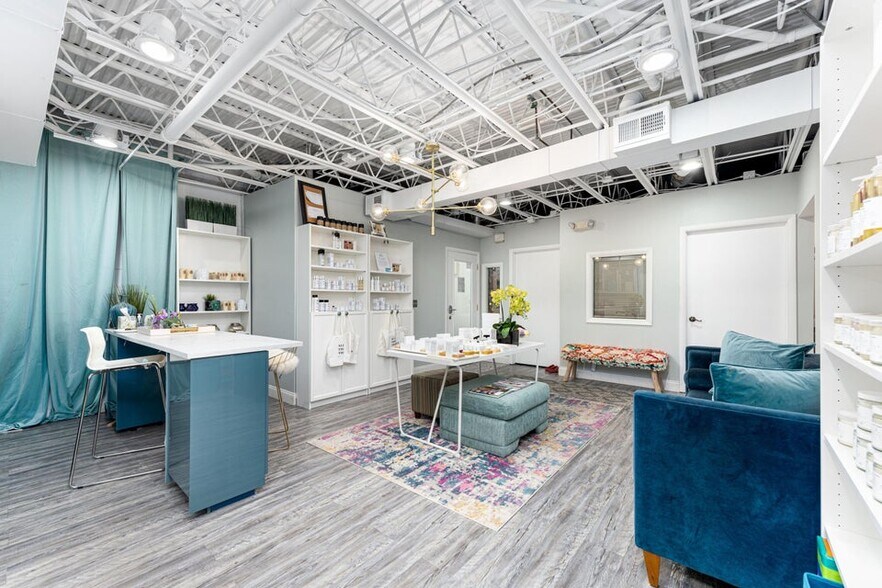 More Photos Of 2217 Packard St, Ann Arbor Loft Creative Space For Lease